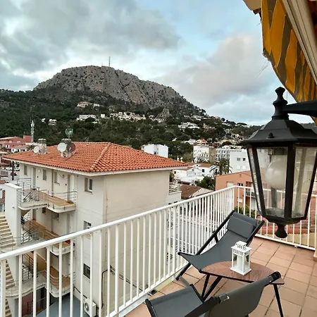 Atico Grecia Apartment *