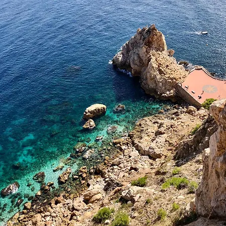 Atico Grecia Apartment