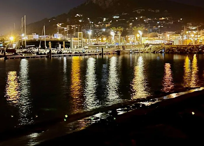 Atico Grecia أولاستارتيت